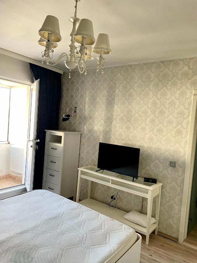 Appartement Apartament Cu 3 Dormitoare Jolie.M à Galaţi Extérieur photo
