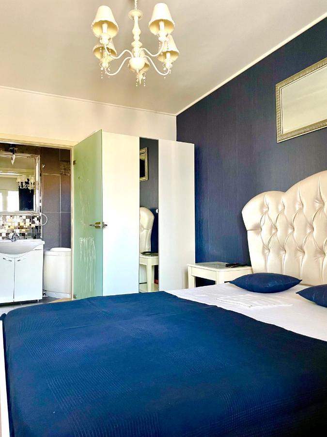Appartement Apartament Cu 3 Dormitoare Jolie.M à Galaţi Extérieur photo