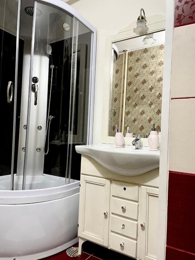 Appartement Apartament Cu 3 Dormitoare Jolie.M à Galaţi Extérieur photo