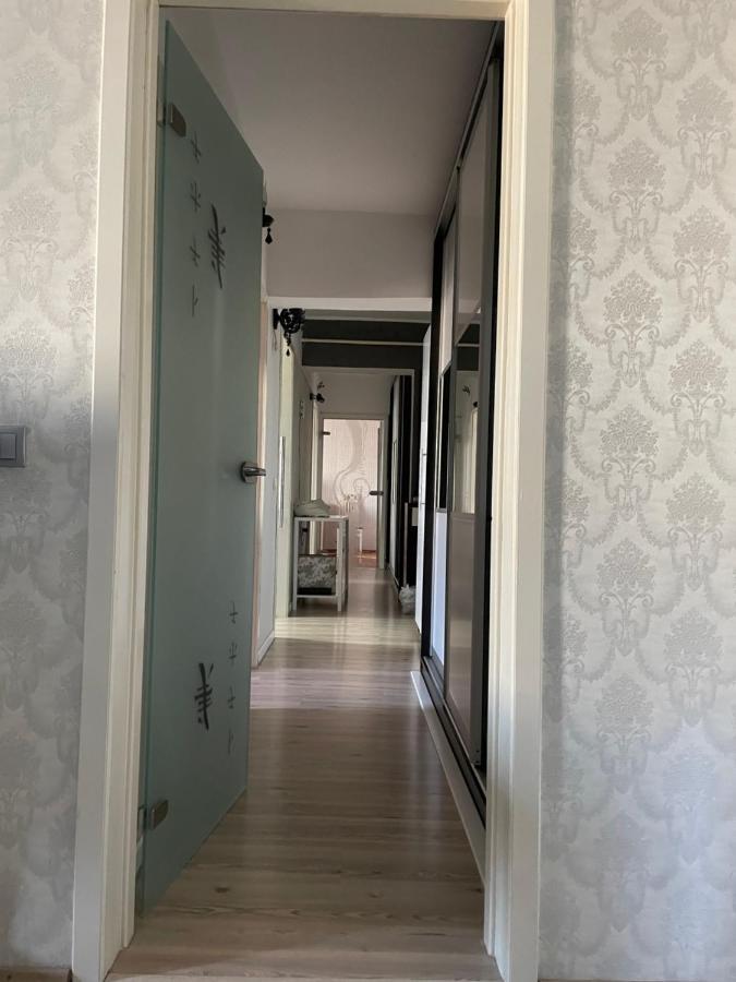 Appartement Apartament Cu 3 Dormitoare Jolie.M à Galaţi Extérieur photo